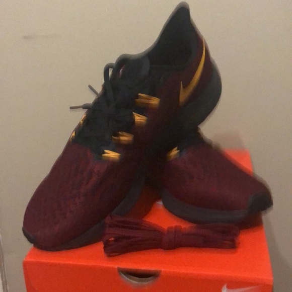 Nike Zoom Pegasus 36 Washington Redskins - Picture 9 of 11